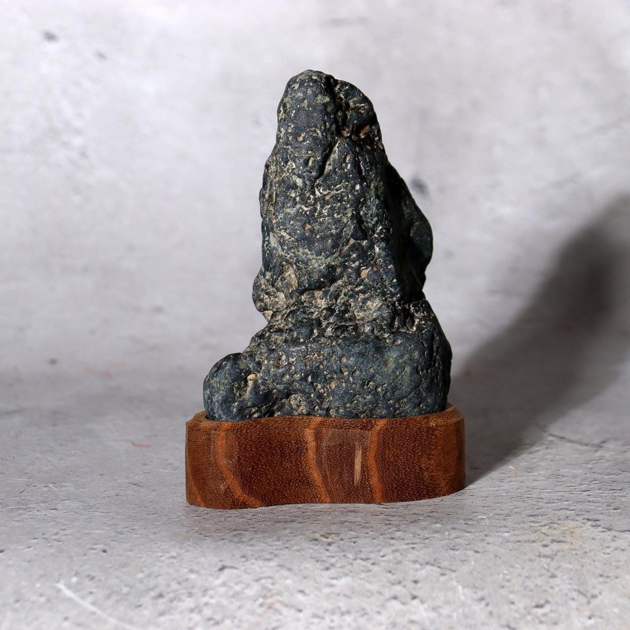 Haniwa stone - Etsy 日本