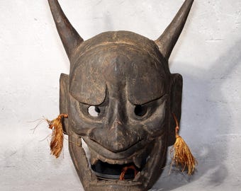日本の能面「子般若」 - 木彫りの鬼劇面 - Etsy 日本