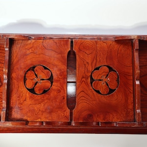 Japanese Wood Foldable Low Desk Table Mitsuba Aoi Crest Kyozukue WO547