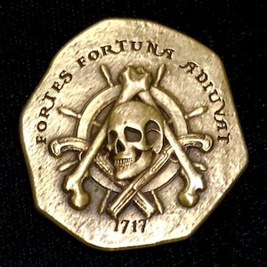 Treasure cob style Pirate challenge coin with Freemason Masonic symbolism, 1.5&quot;, Antique gold