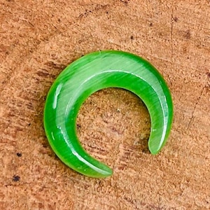 Green Cats Eye Septum Tusk, Tribal Septum, Septum pincher jewelry, Handmade Size:14g (2mm)to 00g & Customise for yourself.