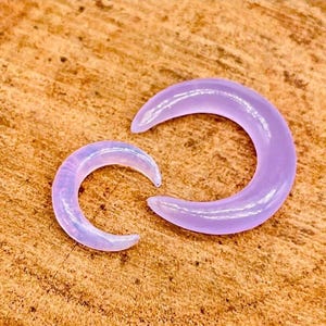 Czech Lavender Opal septum Tusk, Tribal Septum, Septum pincher jewelry, Handmade Size:14g (2mm)to 00g & Customise for yourself.