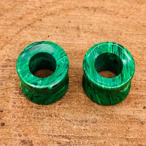 Malachite Ear Tunnels Gauges, Earplugs, Beautiful Handmade Quality Finished PAIR, Size :- (8g) 3mm to 50mm and More Customise for need.