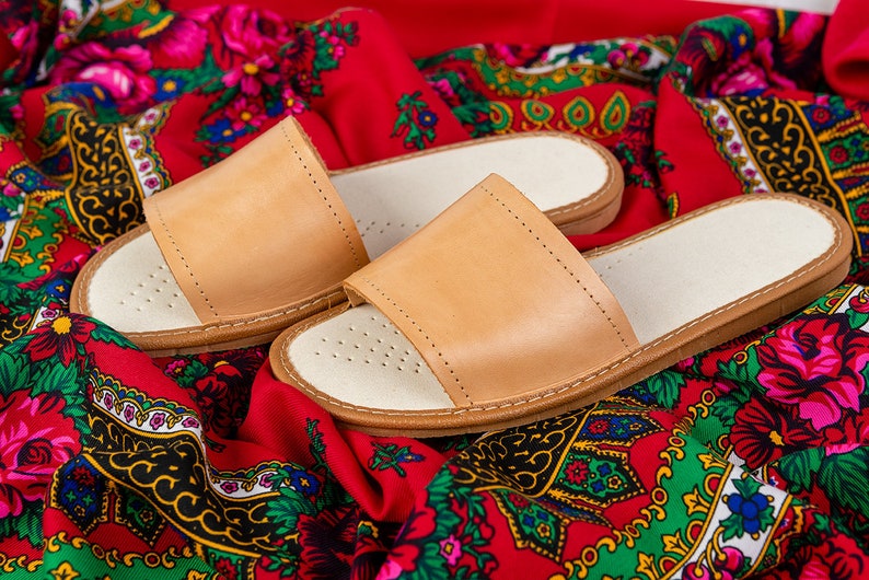 Women Vintage Summer Genuine Leather Slippers