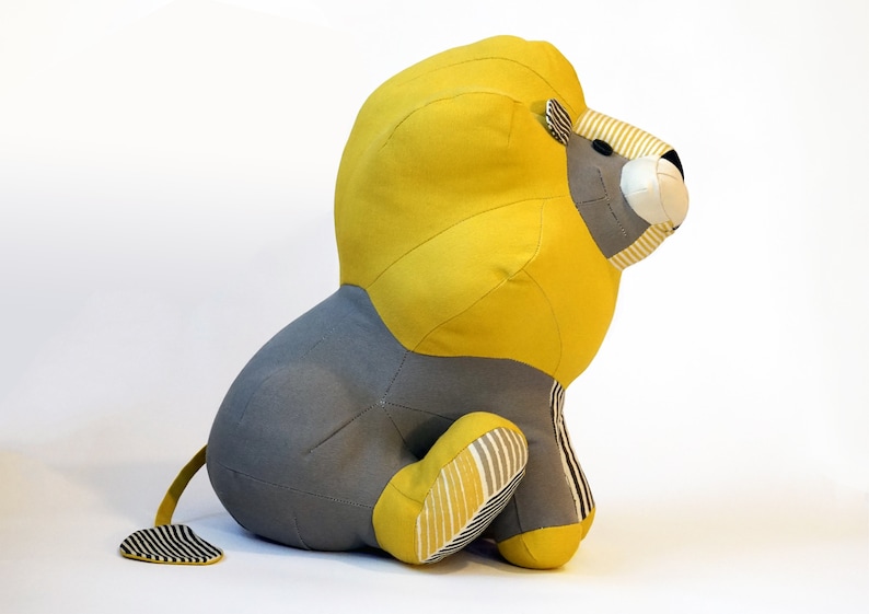 PDF sewing pattern and tutorial Lion soft toy