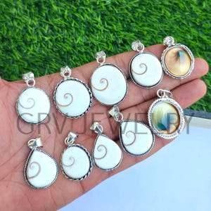 Naturligt australiskt Shiva-ögon-snäckshänge, sterlingsilverpläterat, rörfäste, handgjorda stensmycken