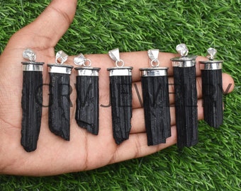 Natürliche grobe schwarze Turmalin-Stick Edelstein-Anhänger / Großhandel Anhänger / Schmuck / 925 Sterling Silber überzogene Schmuck