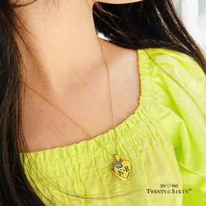 Girls Heart Locket Necklace with photo, Women name locket necklace with birth flower and birthstone, pet memorial photo locket necklace. womens gold heart locket personalized necklace