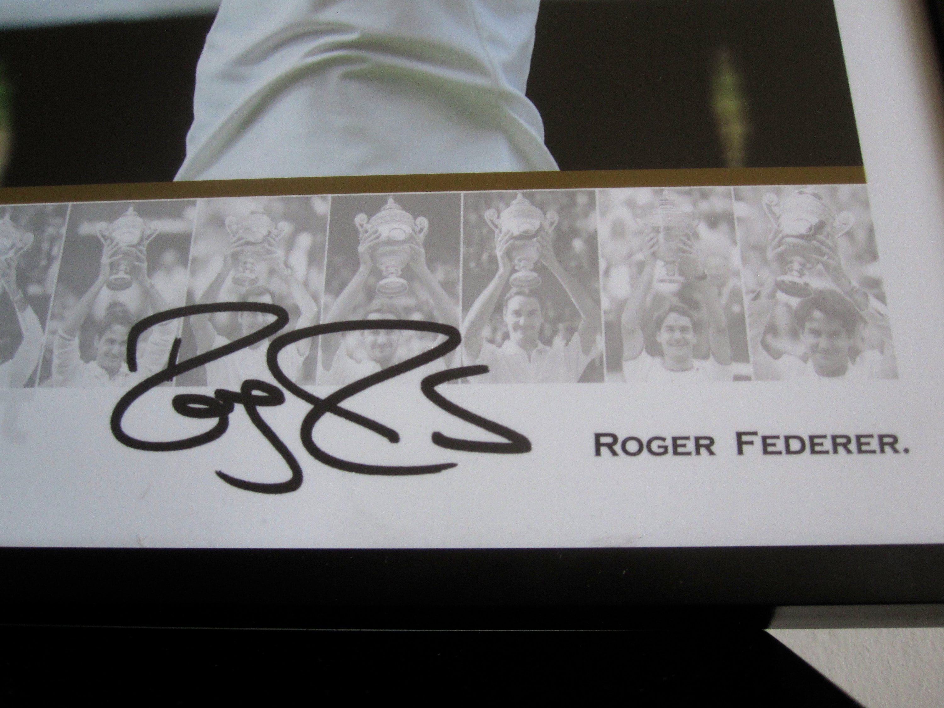 Roger Federer Wimbledon Trophy Autograph 8 GOAT Switzerland Tennis