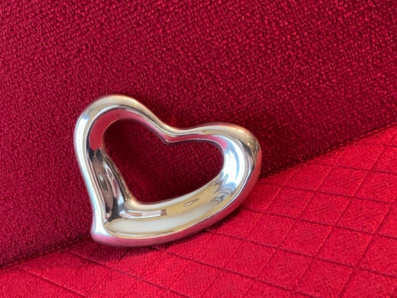 Tiffany & Co. Elsa Peretti Heart shaped belt buckl