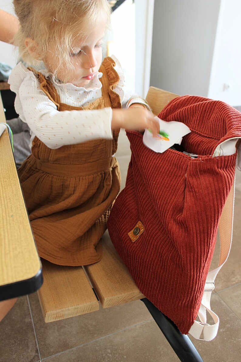 Anpassbarer Kinderrucksack Bild 6