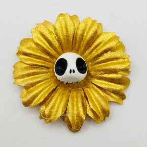 Elmira hair clip, hair clip, hair accessories, flower, SmileSkull, medium, metallic skull, punk, gothic, Halloween, dia de los muertos