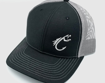 Geborduurde hoed met vishaak: Richardson 112 Snapback