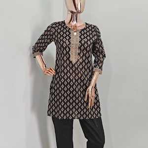Indian Tunics For Women - Black Printed Cotton Summer Tunic Top/ Kurti For Women - Short Kurta Top - Summer Tops Tees - Cotton Tunics Women