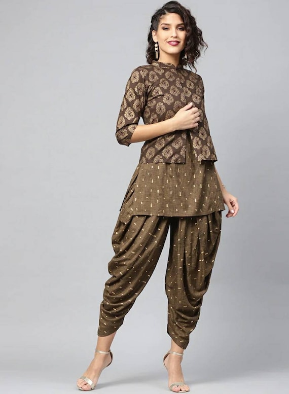 Buy Women Black Crepe Glitter Printed Kurta with Dhoti Pants Online -  KARMAPLACE — Karmaplace