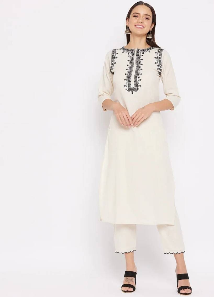 No Fade Comfortable Fit, Available In All Sizes Ladies White Formal Wear  Regular Wear Printed Cotton Kurti at Best Price in Arcot | Mangai Boutique