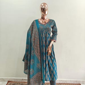 Kurta Set For Women - Cotton Anarkali Kurta Trousers & Dupatta  - Indian Ethnic Wear - Dresses For Women - Party Wear/ XXL Plus Size Kurta