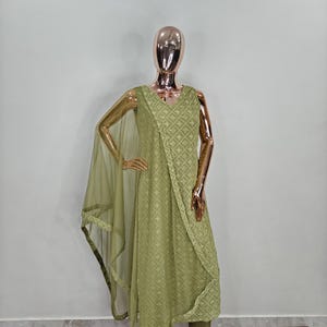 Green Chikankari Kurta/ sleeveless Kurti With Trouser and Duppatta/ Indian Party Wear/ Women Ethnic Wear/ Pakistani Suit Set/ Kurta Palazzo