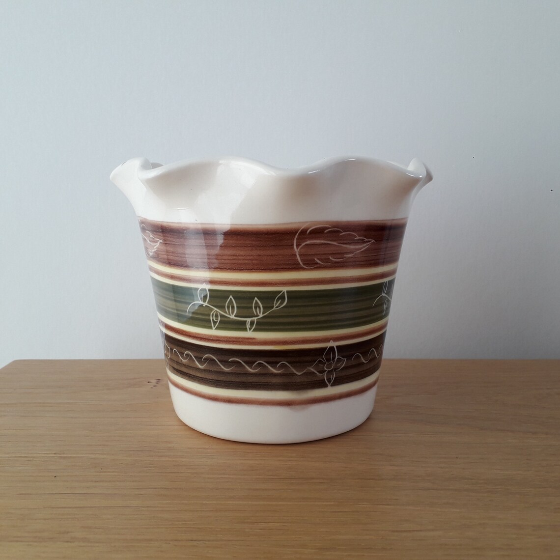 Welsh Dragon Pottery Rhayader Ceramic Planter Fluted Edge Made Etsy