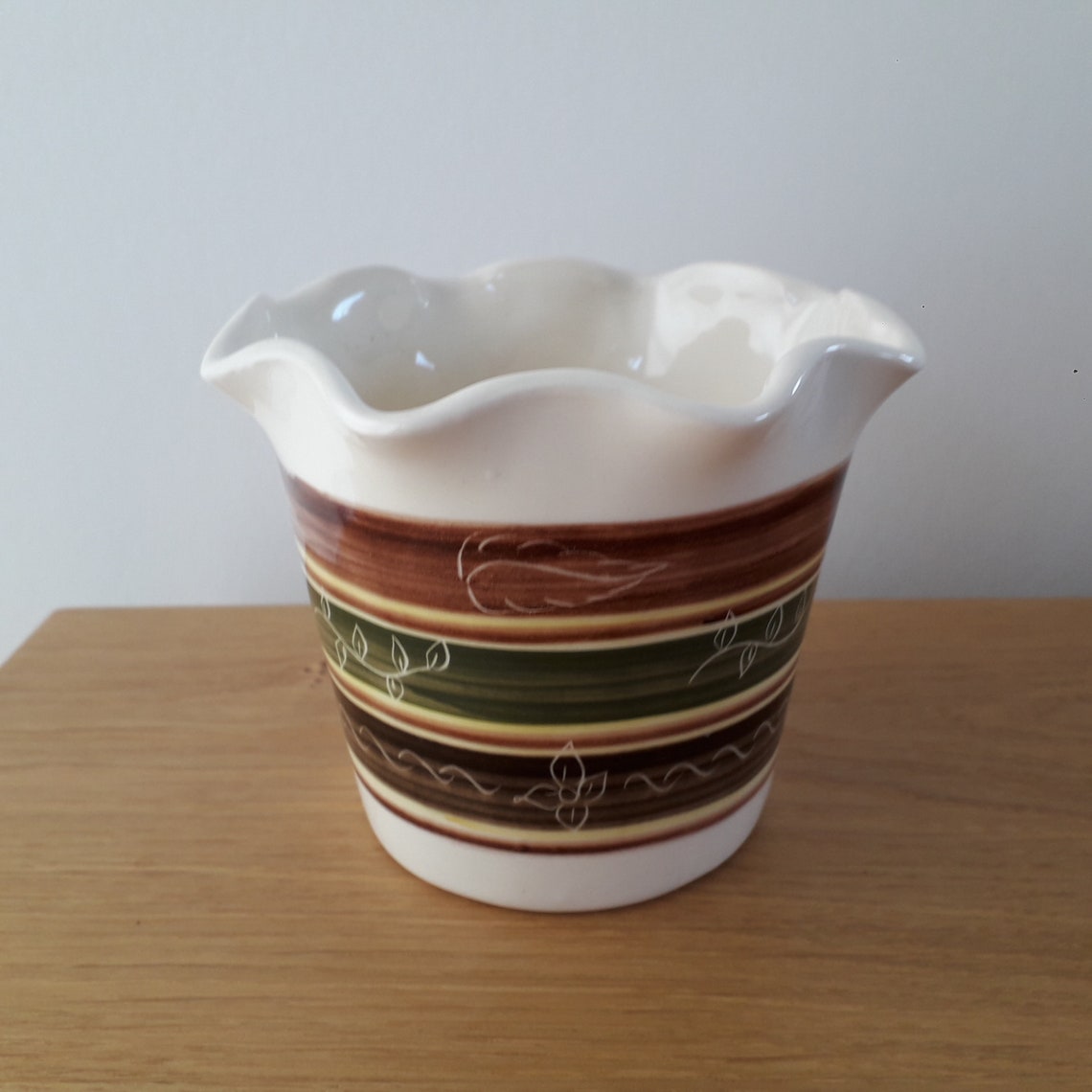 Welsh Dragon Pottery Rhayader Ceramic Planter Fluted Edge Made Etsy
