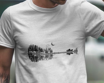 Gypsy Jazz Moonlight T-shirt – Guitar, caravan and campfire inspired by Django Reinhardt – Gift idea for musicians and jazz guitarists