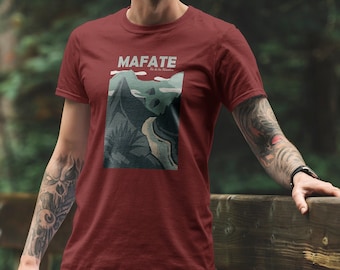 T-shirt from the Mafate circus on Reunion Island, inspired by trail running and nature. Gift idea for nature lovers.