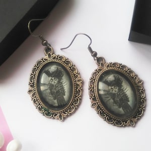 Statement earrings Tim Burton Edward Scissorhands Johnny Depp Horror earrings Vintage Gothic choker necklace Creepy jewelry Halloween gift