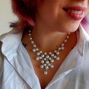 White beaded collar necklace with pearls cream pointed shape detachable ecru beads removable women accessories peter pan collar elegant