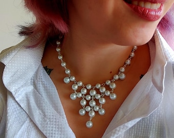 White beaded collar necklace with pearls cream pointed shape detachable ecru beads removable women accessories elegant Chunky necklace