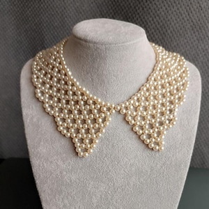 Beige beaded pearl collar vintage jewel, bridal necklace pointed shape detachable collar, removable peter pan elegant  collar gift for women
