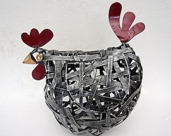 Unusual Hand Made Stripped Metal Chicken Egg Storage Basket Chicken Hinged door Metal chicken