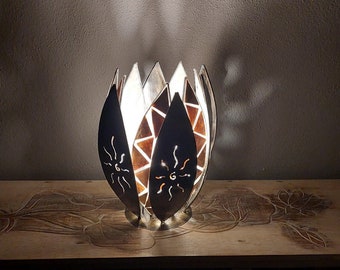 Unusual Metal & Shell Leaf Lotus Flower Lamp Hand Made Ethnic Bali Table Lamp
