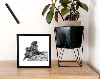 Art bébé hirondelle sombre, dessin de groupe d'oiseaux mignons, tenture murale astucieuse, décoration de chambre neutre, cadeau pour amoureux de la faune australienne