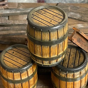 1:12 scale Miniature wooden barrels wood grain detailed diorama accessory
