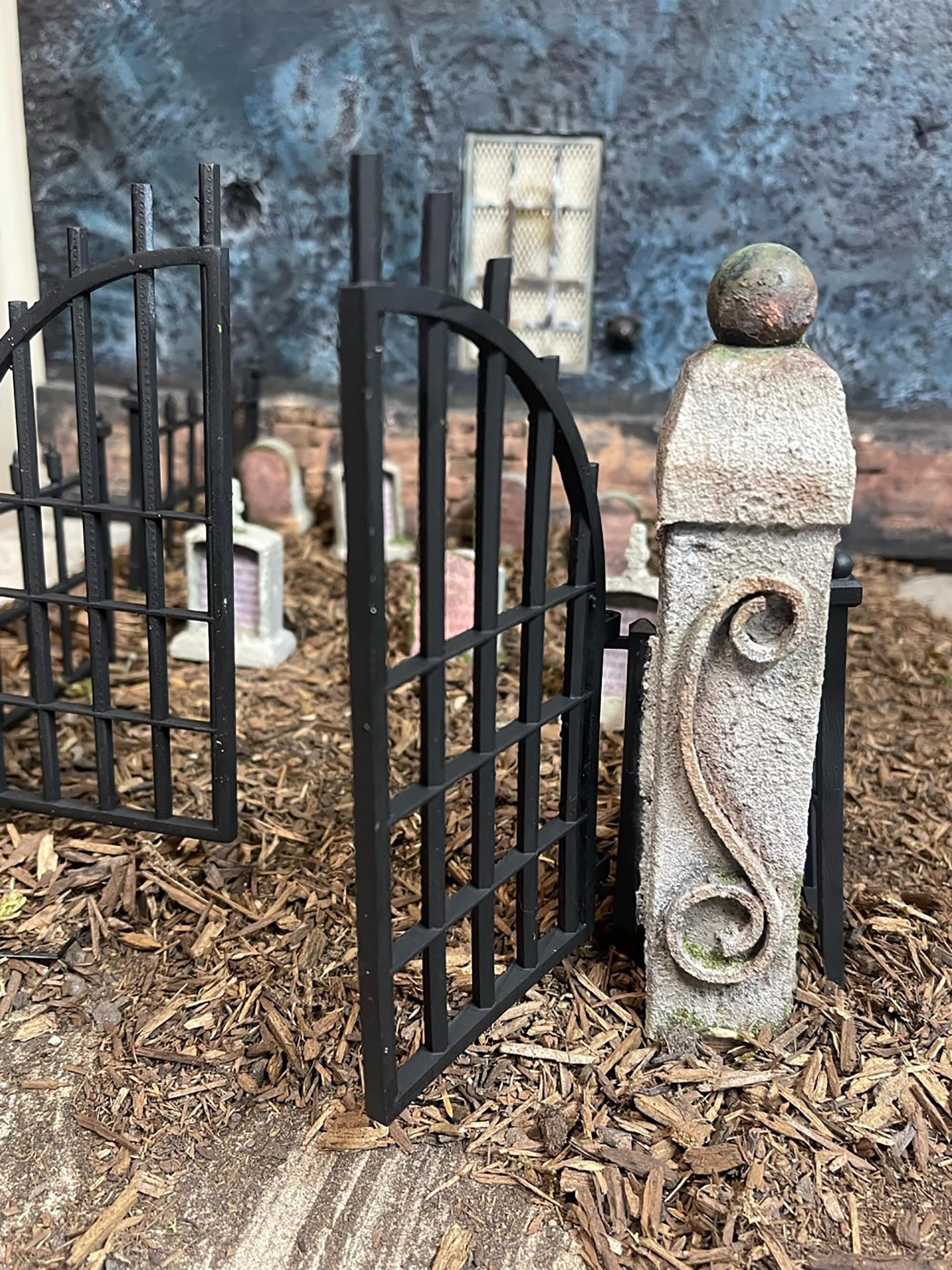 1:12 Scale Cemetery Painted Complete Graveyard Complete Set 1:12 Scale Cemetery Painted Complete Graveyard Complete Set