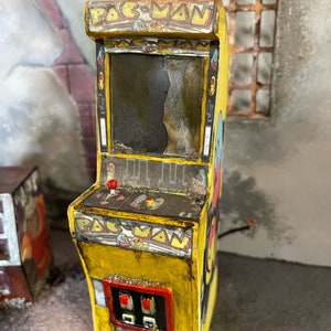Detailed 80s style arcade game digital STL file.  Single player arcade style dollhouse diorama digital stl file.