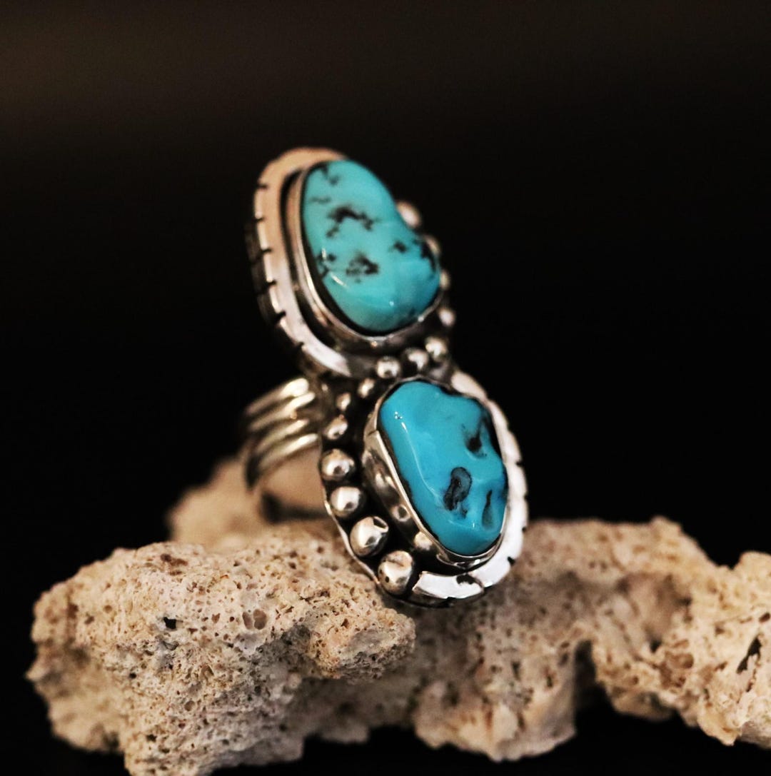 Southwestern Style Sterling Silver Turquoise Ring