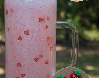 Strawberry Suspended Glitter Snow Globe tumbler