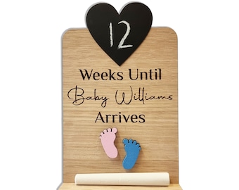 Personalisierte Baby Countdown Plakette, Gravierte Kreidetafel, Schwangerschaft Countdown Schild, Baby Shower Geschenk, Baby Ankündigung, Geburtsdaten Countdown