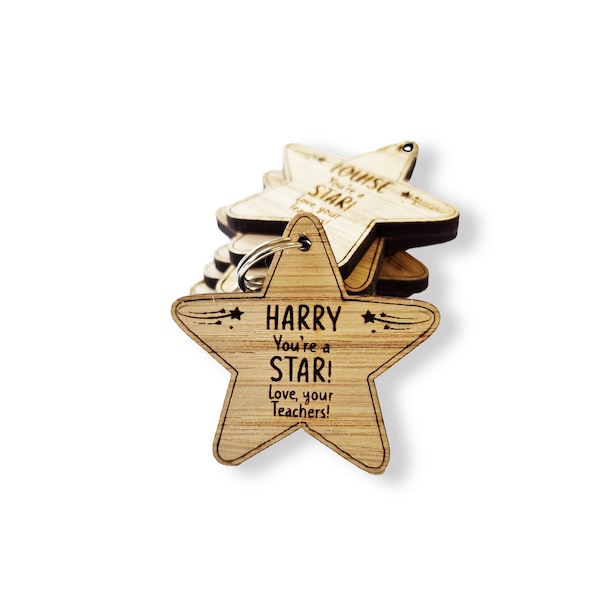 School Leaver Class of 2024 Keyring Gift / Teacher Pupil Gift / Personalised Name Wooden Star / End of Term Gift / Gift From Teachers