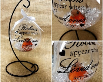 Robins Appear When Loved Ones Are Near Bauble Christmas Tree Memorial Decoration