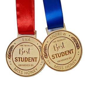 School Leaver 2024 Personalised Medal Gifts, End of year year, Teacher Pupil Gift, Leaving Present From Teacher, Graduation Gift For Pupils