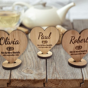 Personalised Wooden Wedding Place names, Heart Shaped Place Names Freestanding, Rustic Shabby Personalized Place Cards, Table Decorations