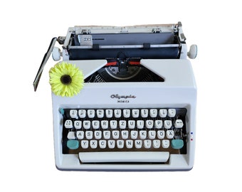 50% OFF!* Olympia Monica typewriter, vintage portable working typewriter, QWERTZ, a gift for a writer, photography props, wedding scenery