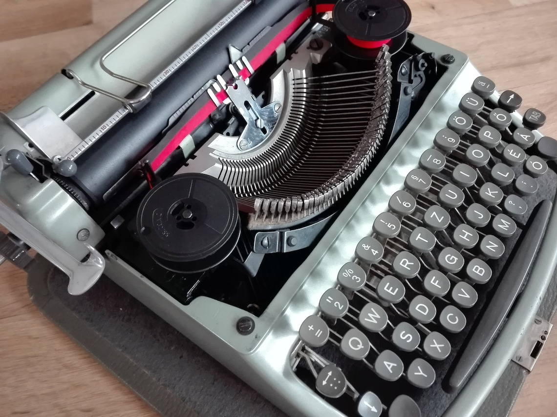 Typewriter Working Rheinmetall Portable Manual Typewriter Etsy