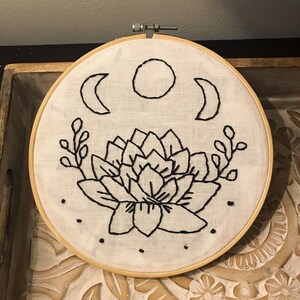 Lotus Flower Handmade Embroidery Hoop