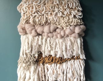 Arte de pared tejido hecho a mano, tapicería, decoración de pared boho, arte de pared inusual.