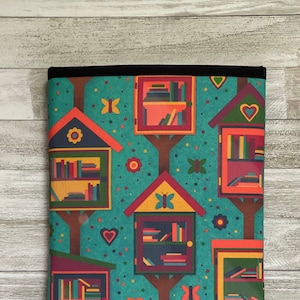 Little Free Library Book Sleeve: Padded E-reader Cover