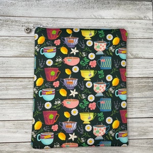 Teacups Zippered Book Sleeve: Padded Cotton Fabric