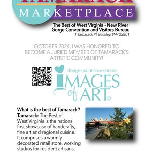 Op de afbeelding: Een promotieafbeelding voor Tamarack Marketplace, een showcase in West Virginia voor ambachten, kunst en keuken. De afbeelding toont het logo van de markt, tekst en een foto van het gebouw. De tekst bevat het adres en details over de markt.